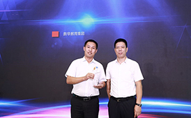 5年成为家乡“名人”