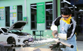 央视解析新华学子为何能够高质量就业
